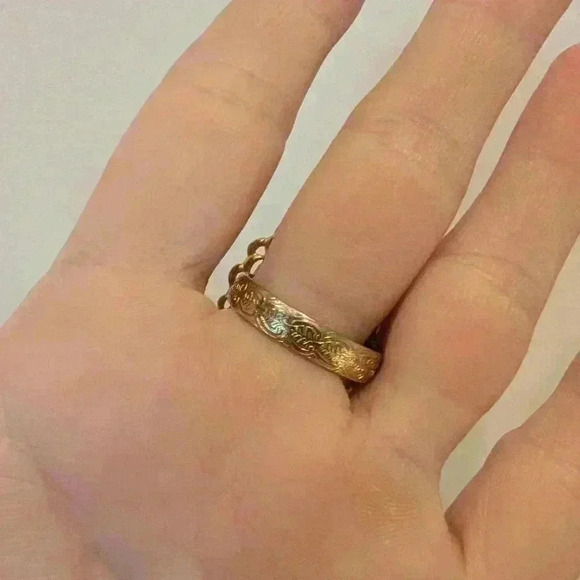 Vintage beautiful painted floral adjustable goldtone ring - Picture 4 of 9